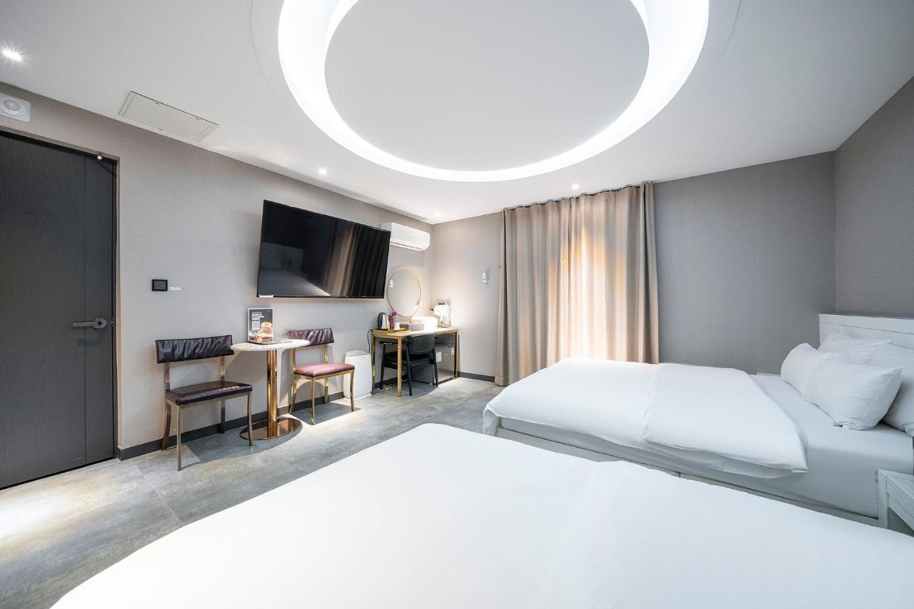 Knox Hotel Cheonan Eksteriør bilde