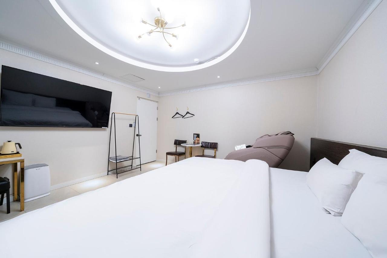 Knox Hotel Cheonan Eksteriør bilde