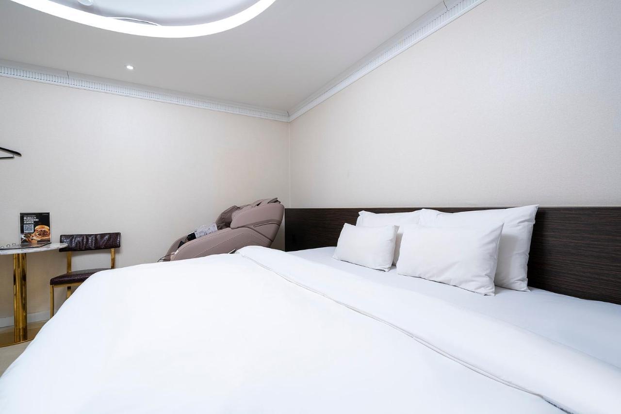 Knox Hotel Cheonan Eksteriør bilde