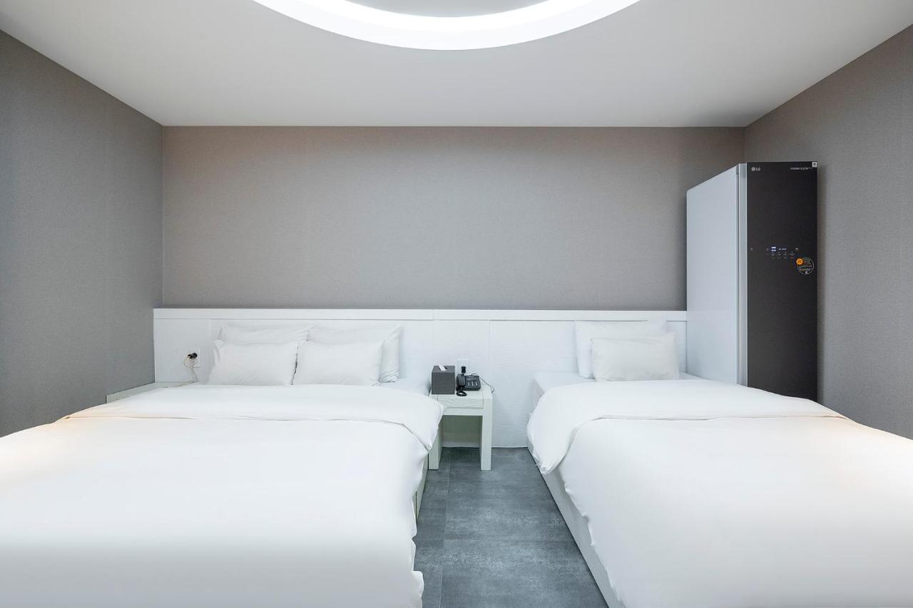 Knox Hotel Cheonan Eksteriør bilde