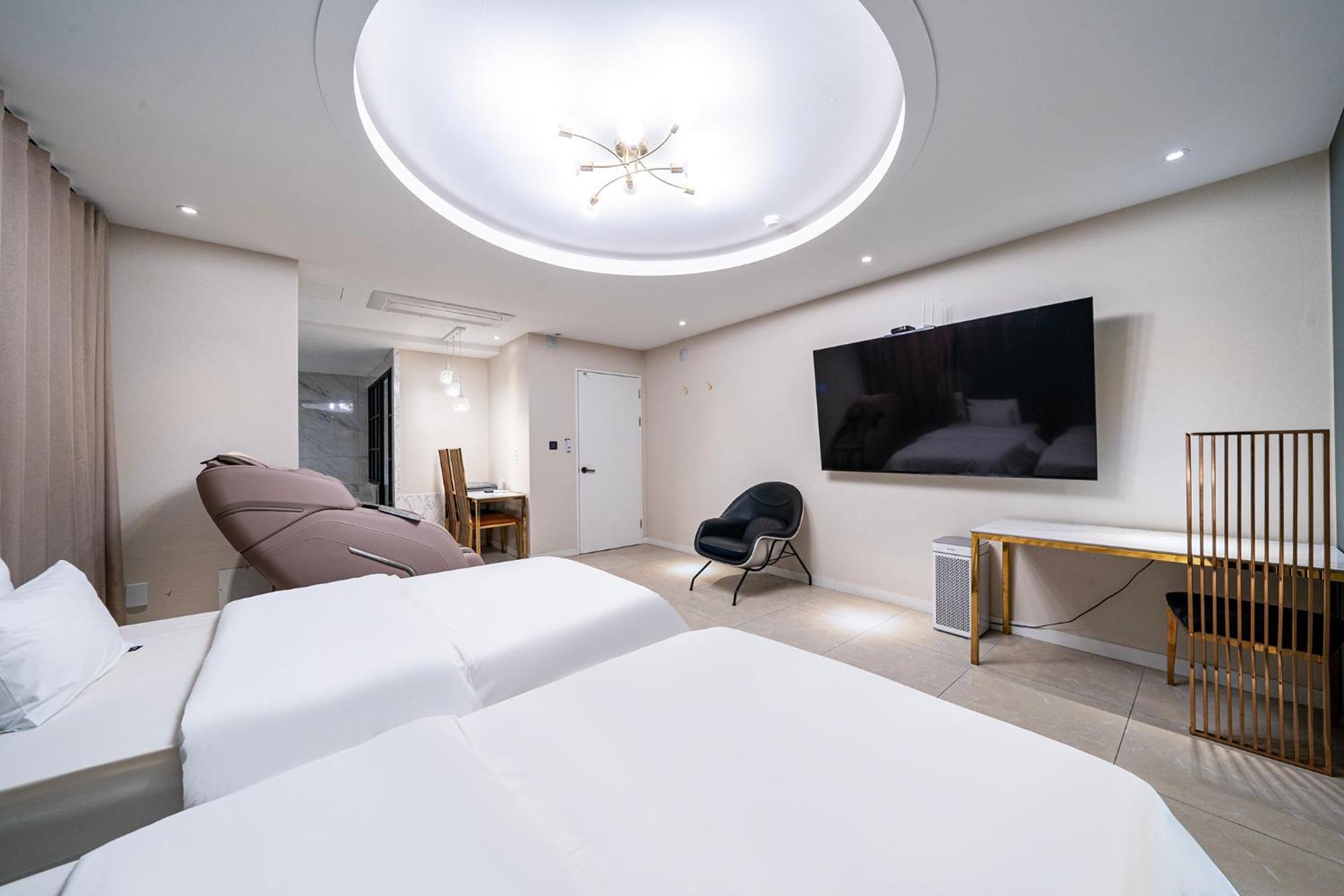 Knox Hotel Cheonan Eksteriør bilde